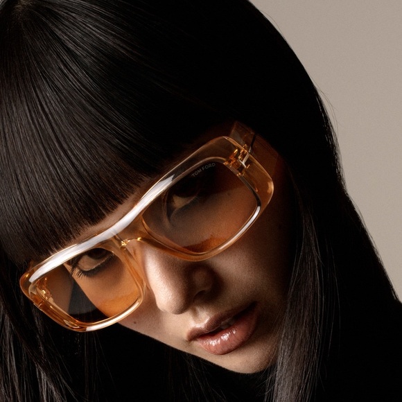 TOM FORD Rizzo Grey Transparent Square Acetate Sunglasses TF730 - Picture 1 of 6